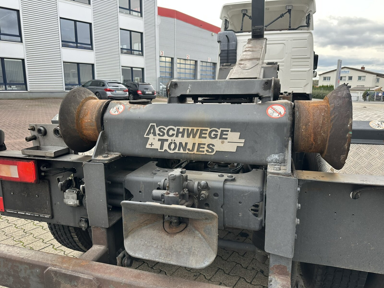 Volvo FM 400 6x4 R FM 400/6x4 R, VDL S-21-6200 4.50 bis 7.00m Container - 후크 리프트 트럭 : 사진 2 Volvo FM 400 6x4 R FM 400/6x4 R, VDL S-21-6200 4.50 bis 7.00m Container - 후크 리프트 트럭 : 사진 2