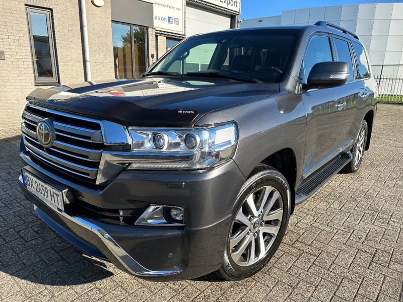 Toyota Land Cruiser V8 LAND CRUISER 200 V8 + CAMERA 360 + FRIDGE + DIESEL + ONLY EXPORT - SUV : 사진 1 Toyota Land Cruiser V8 LAND CRUISER 200 V8 + CAMERA 360 + FRIDGE + DIESEL + ONLY EXPORT - SUV : 사진 1