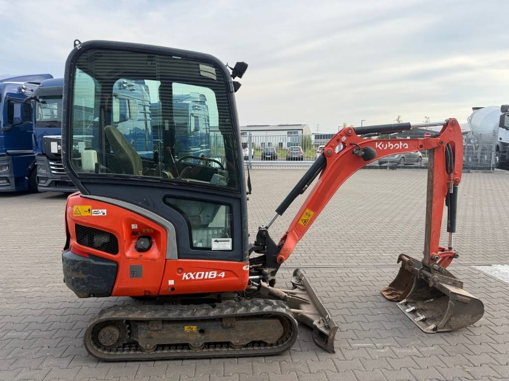 Kubota KX 018-4 - 미니 굴삭기 : 사진 4 Kubota KX 018-4 - 미니 굴삭기 : 사진 4