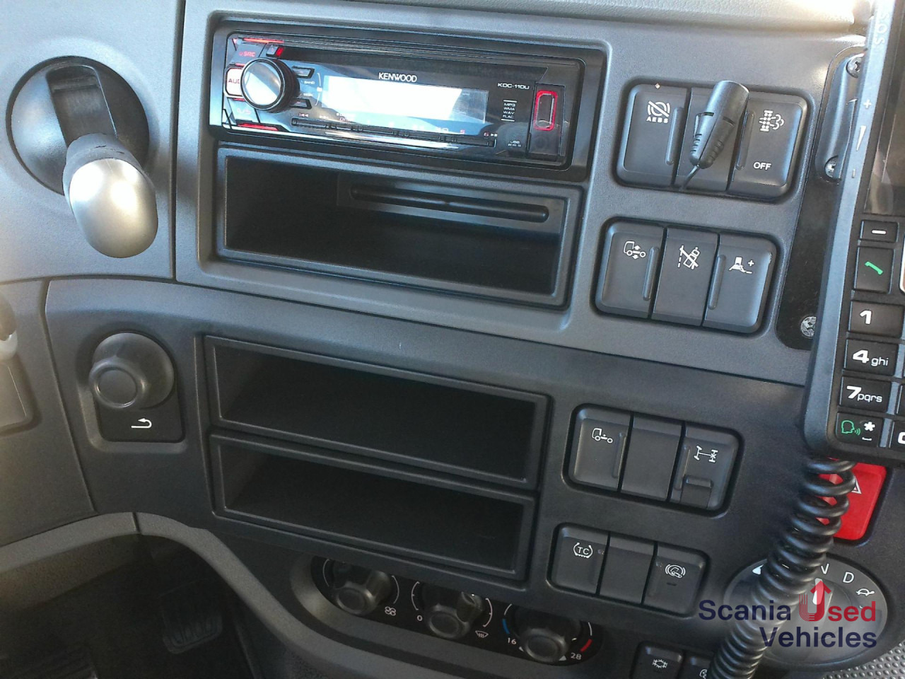 DAF XF 460 FT Low Liner - 트랙터 유닛 : 사진 2 DAF XF 460 FT Low Liner - 트랙터 유닛 : 사진 2