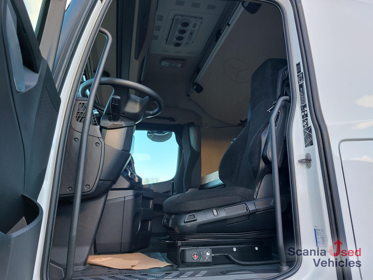 MERCEDES-BENZ 1845L Edscha - NUR KOMPLETT m. ANH.!!! - 커튼사이더 트럭 : 사진 2 MERCEDES-BENZ 1845L Edscha - NUR KOMPLETT m. ANH.!!! - 커튼사이더 트럭 : 사진 2