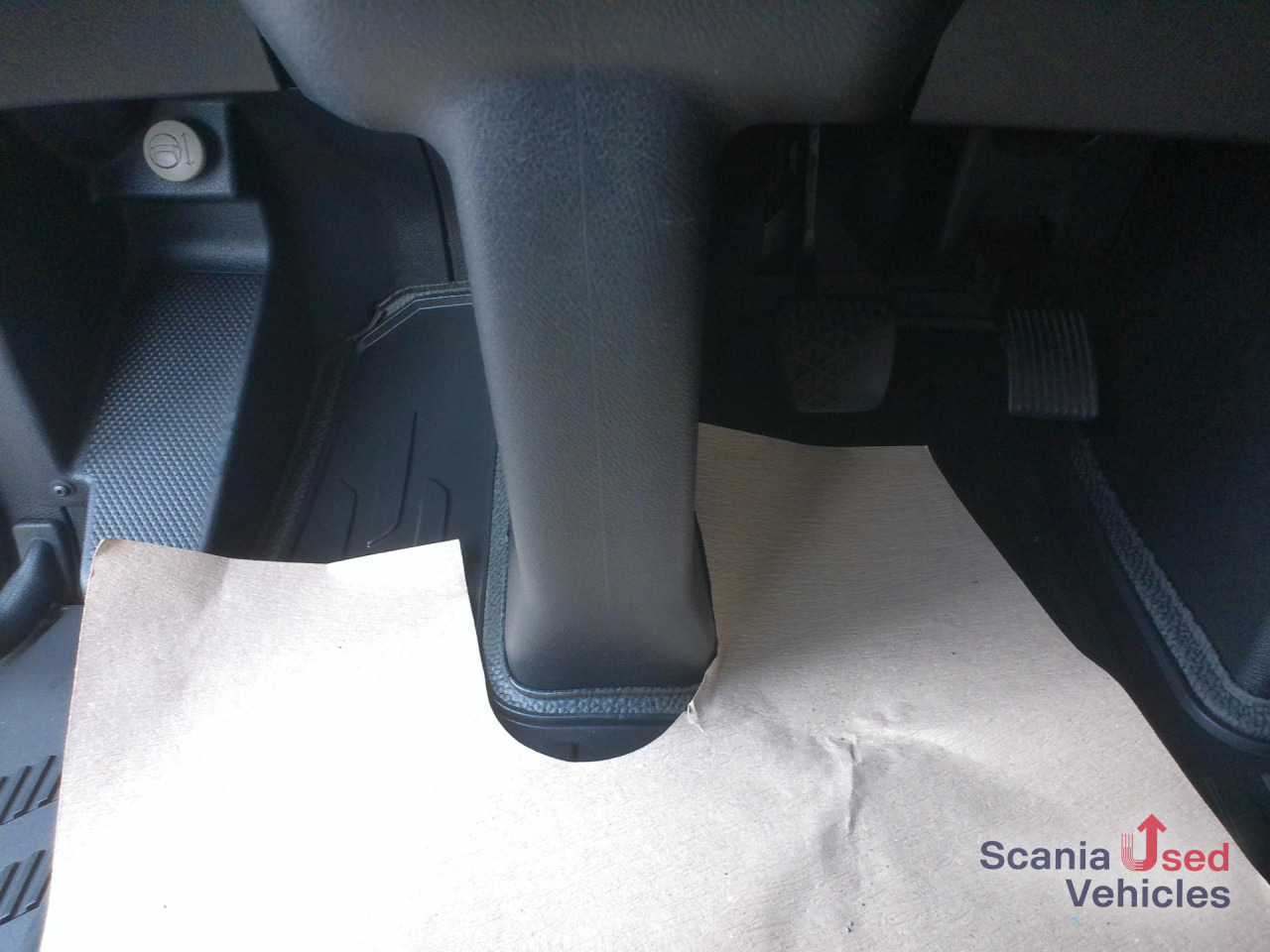 MERCEDES-BENZ Actros 1845 L - 커튼사이더 트럭 : 사진 4 MERCEDES-BENZ Actros 1845 L - 커튼사이더 트럭 : 사진 4