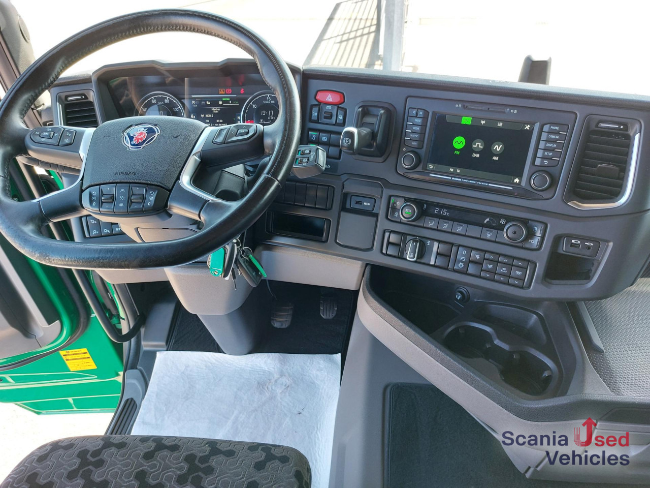 SCANIA R 450 A4x2EB DAB Standklima Mega Jumbo Volumen 2 T - 트랙터 유닛 : 사진 3 SCANIA R 450 A4x2EB DAB Standklima Mega Jumbo Volumen 2 T - 트랙터 유닛 : 사진 3