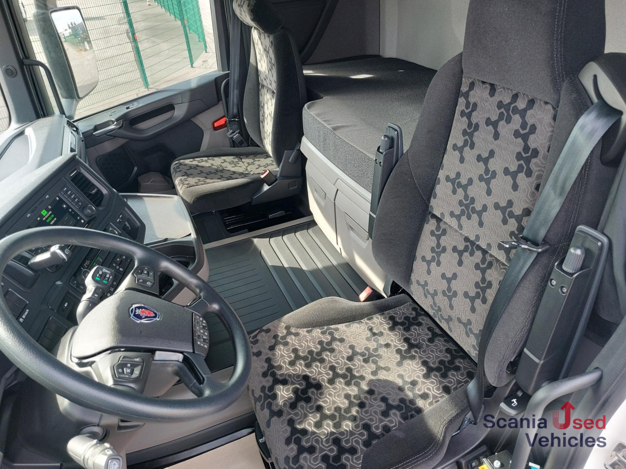 SCANIA R 460 A4x2NA - Kipphydraulik!!! - 트랙터 유닛 : 사진 2 SCANIA R 460 A4x2NA - Kipphydraulik!!! - 트랙터 유닛 : 사진 2