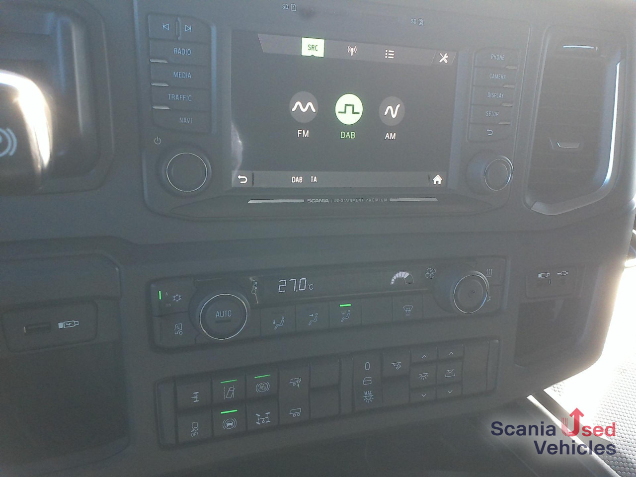 SCANIA R 460 A4x2NA SUPER NAVI DAB - 트랙터 유닛 : 사진 3 SCANIA R 460 A4x2NA SUPER NAVI DAB - 트랙터 유닛 : 사진 3