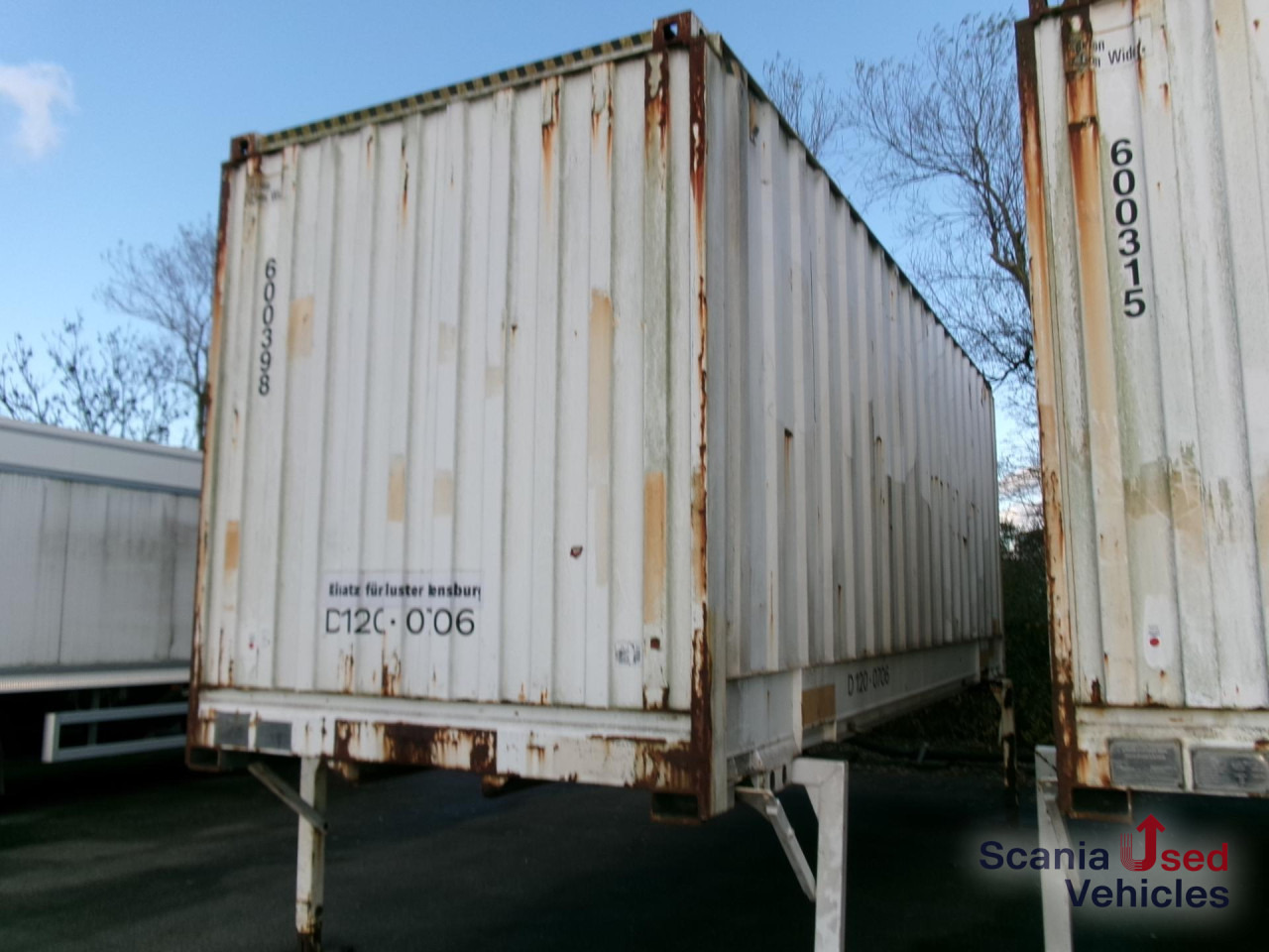 Wechselkoffer 7,45m mit Rolltor Schlüssellochwand - 밀폐형 박스 트레일러 : 사진 5 Wechselkoffer 7,45m mit Rolltor Schlüssellochwand - 밀폐형 박스 트레일러 : 사진 5