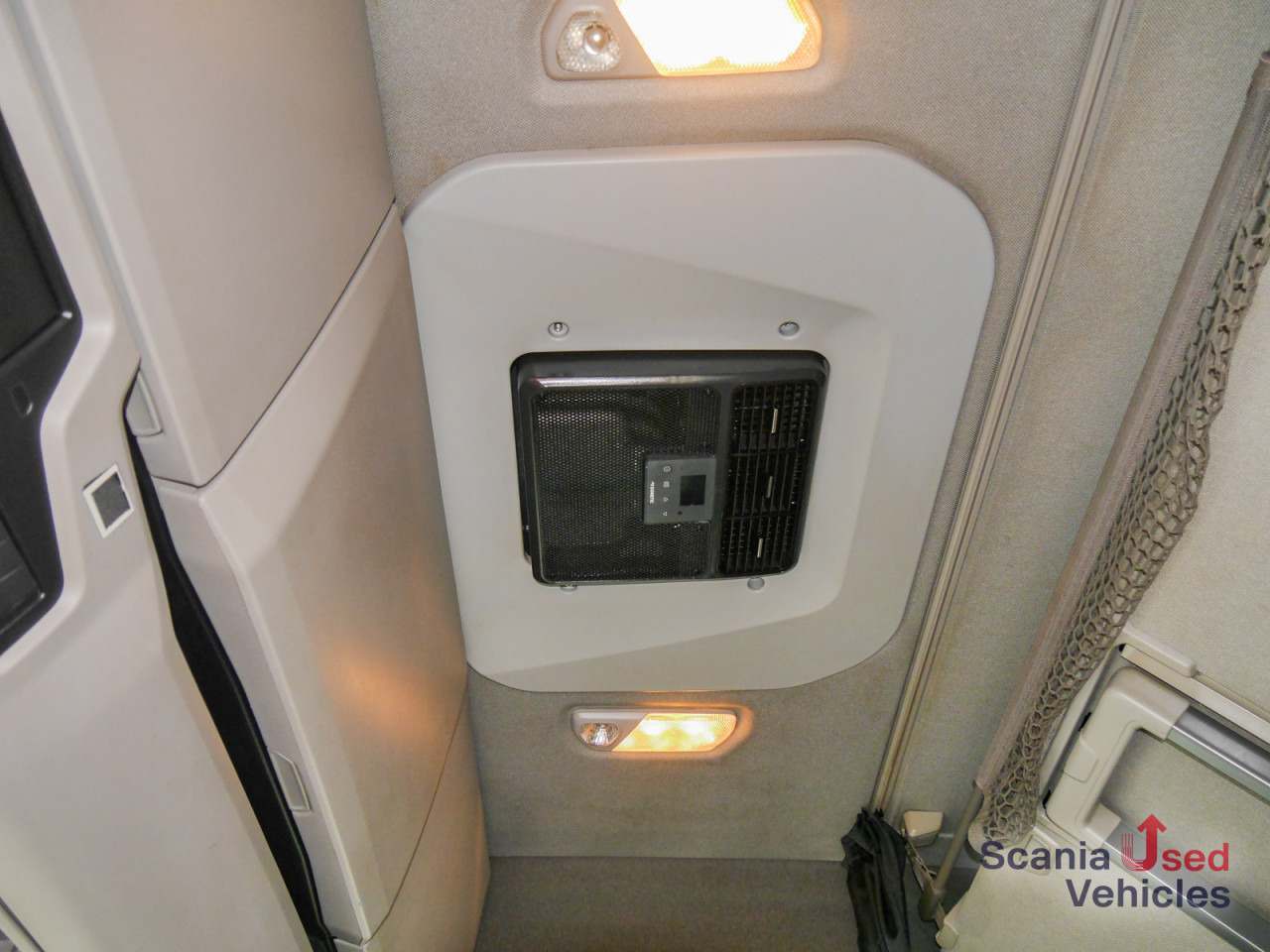 SCANIA R 450 B6x2NB - Schaltgetriebe / LBW - - 컨테이너 운반 장치/ 스와프 보디 트럭 : 사진 2 SCANIA R 450 B6x2NB - Schaltgetriebe / LBW - - 컨테이너 운반 장치/ 스와프 보디 트럭 : 사진 2