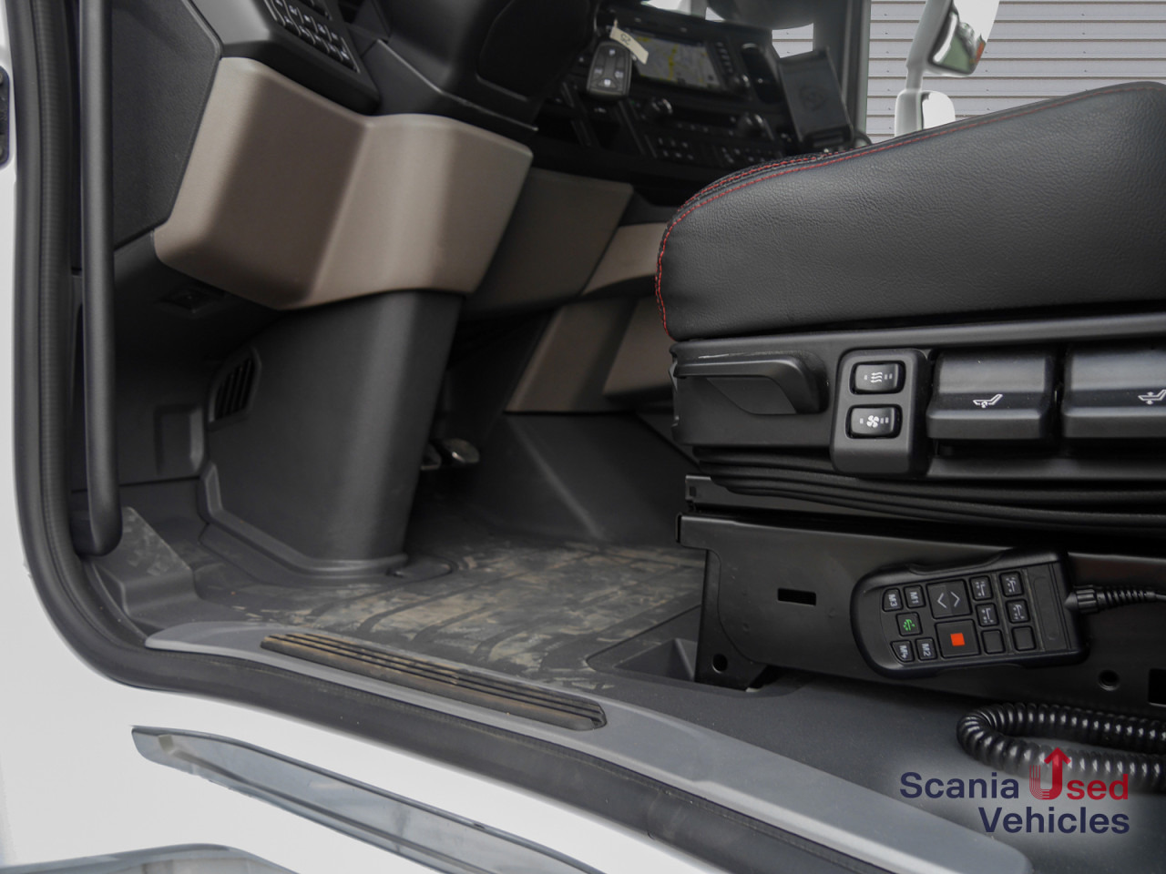 SCANIA S 770 A4x2NB - V8 / Voll-Luft - - 트랙터 유닛 : 사진 3 SCANIA S 770 A4x2NB - V8 / Voll-Luft - - 트랙터 유닛 : 사진 3