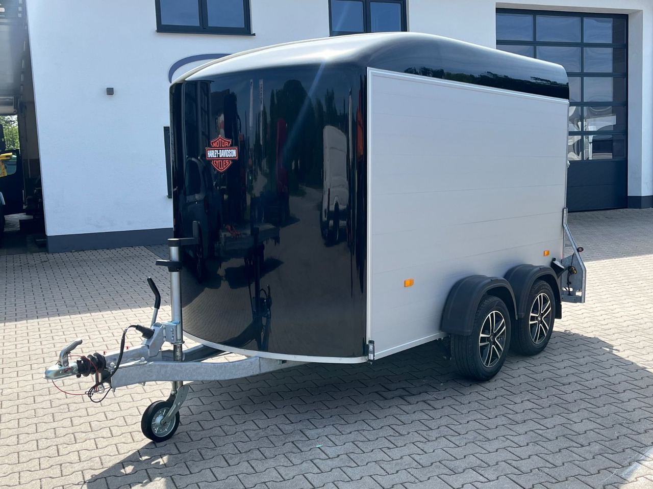 Cheval Liberte C7 2000KG Motorradanhänger Kofferanhänger - 오토바이 트레일러 : 사진 1 Cheval Liberte C7 2000KG Motorradanhänger Kofferanhänger - 오토바이 트레일러 : 사진 1