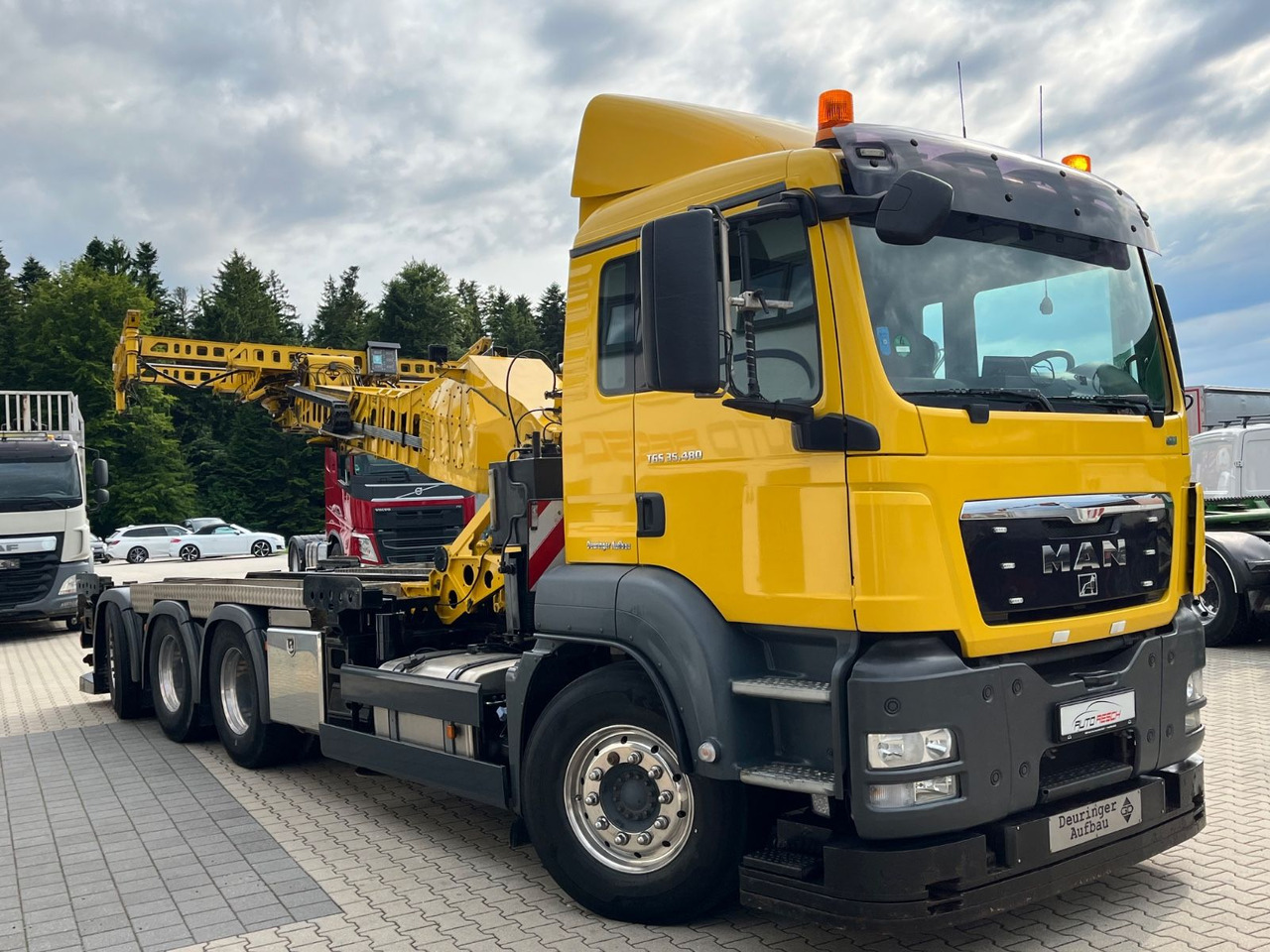 MAN TGS 35.480 8x4-4BL Deuringer Garagentransporter - 크레인 트럭 : 사진 2 MAN TGS 35.480 8x4-4BL Deuringer Garagentransporter - 크레인 트럭 : 사진 2