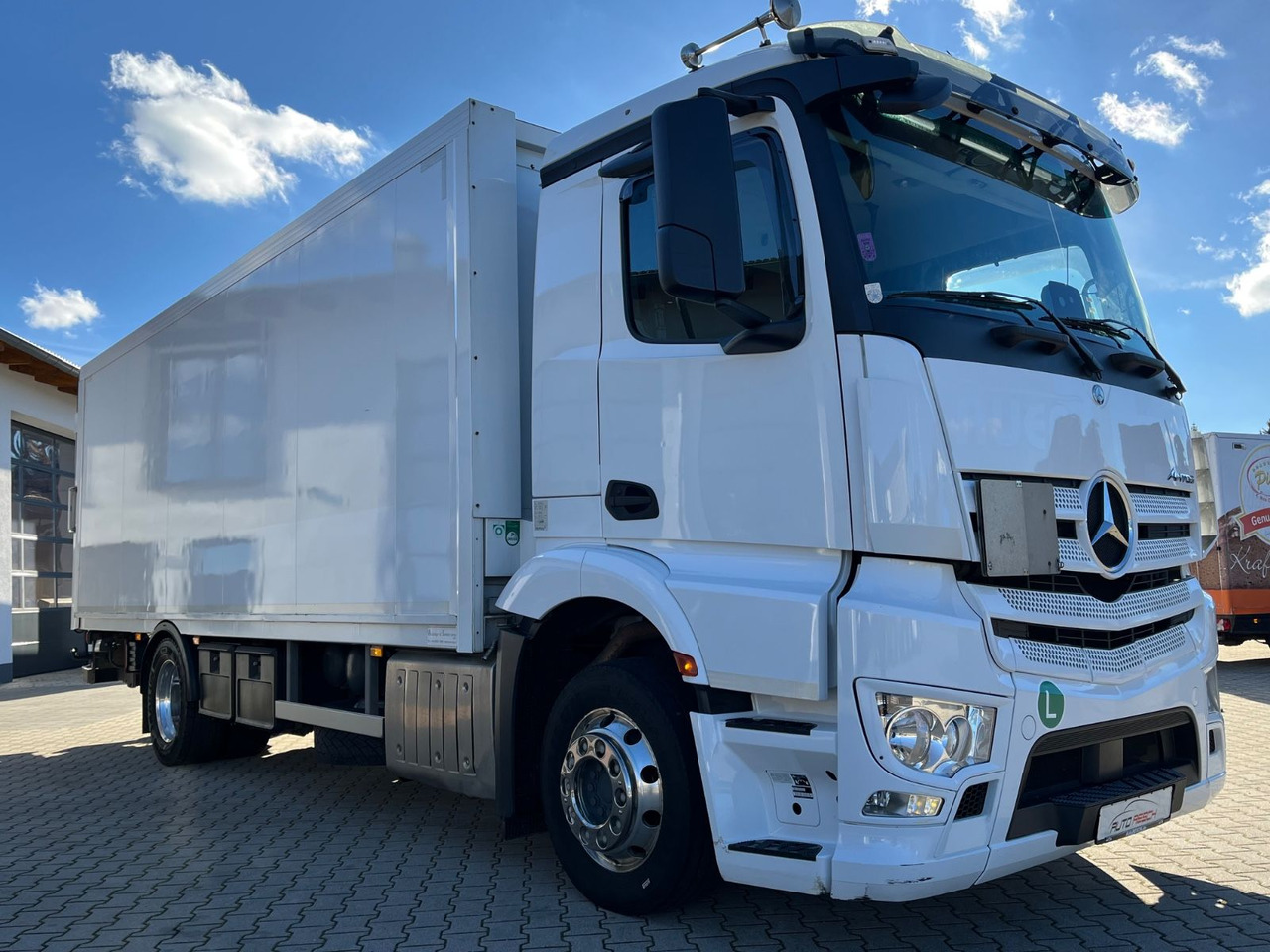 Mercedes-Benz Antos 1836 Klappwand Getränkekoffer beheizt - 음료 트럭 : 사진 4 Mercedes-Benz Antos 1836 Klappwand Getränkekoffer beheizt - 음료 트럭 : 사진 4