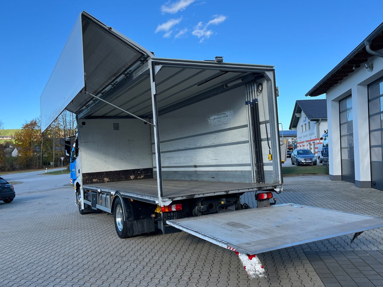 Mercedes-Benz Antos 1836 Klappwand Getränkekoffer beheizt - 음료 트럭 : 사진 5 Mercedes-Benz Antos 1836 Klappwand Getränkekoffer beheizt - 음료 트럭 : 사진 5