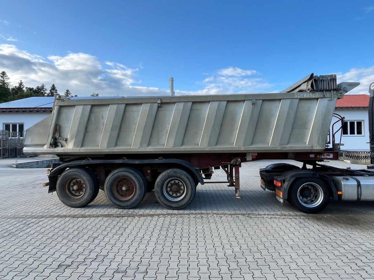 Schwarzmüller 3 Achs Alu Kippmulde Trommelbremse - 덤프 세미 트레일러 : 사진 3 Schwarzmüller 3 Achs Alu Kippmulde Trommelbremse - 덤프 세미 트레일러 : 사진 3