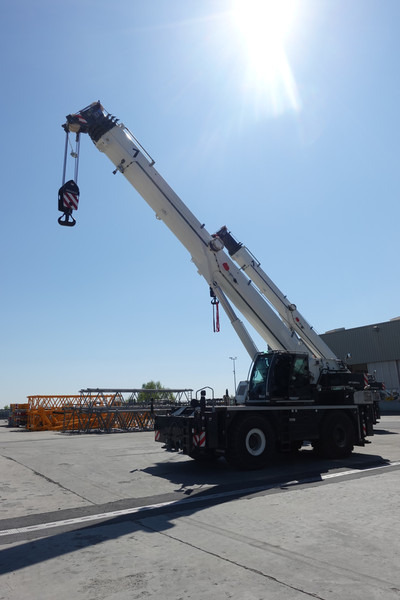 Liebherr LRT 1100-2.1 - 모바일 크레인 : 사진 1 Liebherr LRT 1100-2.1 - 모바일 크레인 : 사진 1