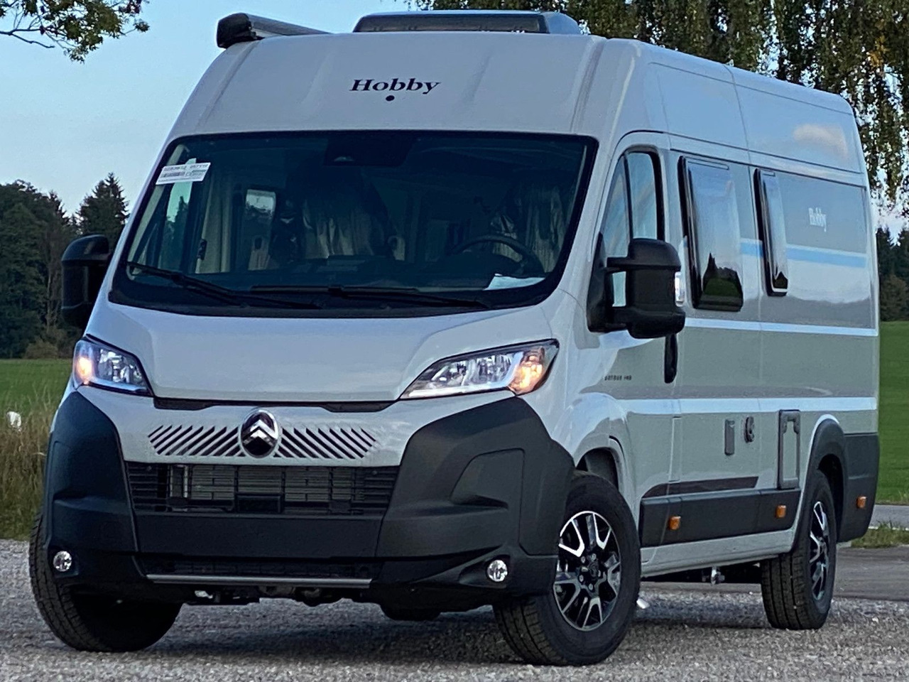 Carado ONTOUR Van 640 ET Modell 2025,Längsbetten - 캠핑 밴 : 사진 4 Carado ONTOUR Van 640 ET Modell 2025,Längsbetten - 캠핑 밴 : 사진 4
