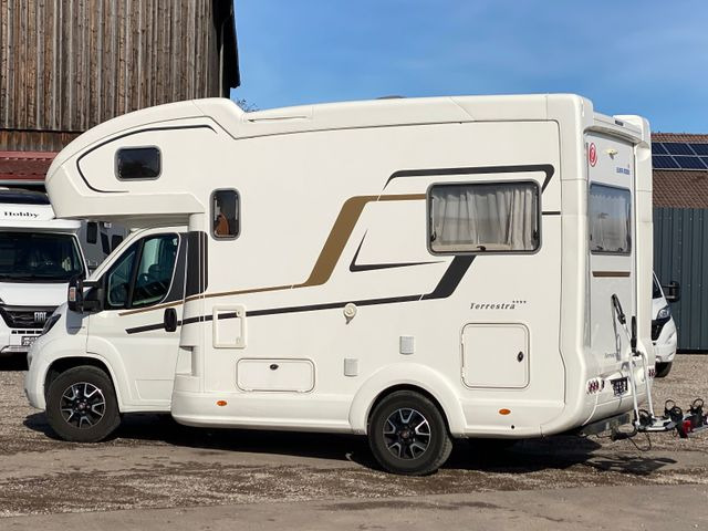 알코브 모터홈 Eura Mobil Terrestra A 570 HS, Hubstützen, AHK, SAT,Luftfed : 사진 9 알코브 모터홈 Eura Mobil Terrestra A 570 HS, Hubstützen, AHK, SAT,Luftfed : 사진 9