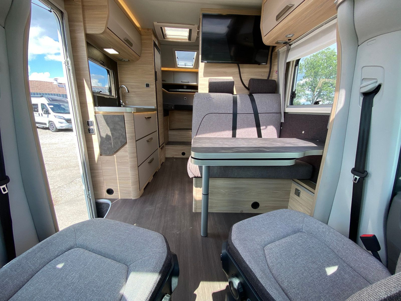 세미 통합 모터홈 Knaus Van TI PLUS Platinium Selection 650 MEG,Automat : 사진 16