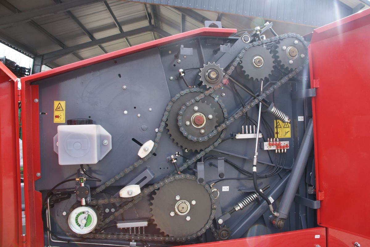 Metal-Fach RN 562-Ballenpresse - 원형 베일러 : 사진 4 Metal-Fach RN 562-Ballenpresse - 원형 베일러 : 사진 4