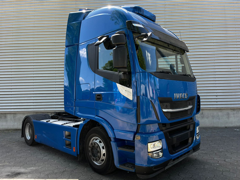 Iveco Stralis AS 570 / Retarder / Roof Klima / 2 Tanks / 2 In Stock - 트랙터 유닛 : 사진 2 Iveco Stralis AS 570 / Retarder / Roof Klima / 2 Tanks / 2 In Stock - 트랙터 유닛 : 사진 2