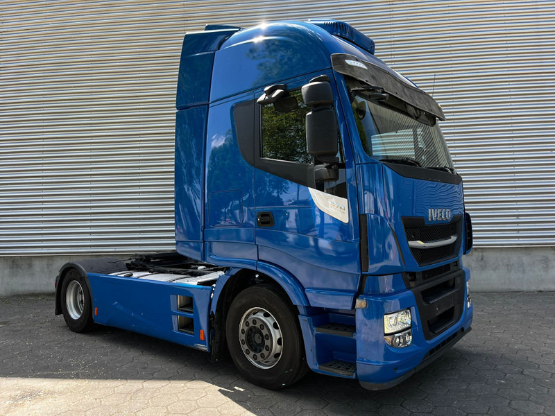 Iveco Stralis AS 570 / Retarder / Roof Klima / 2 Tanks / 2 In Stock - 트랙터 유닛 : 사진 2 Iveco Stralis AS 570 / Retarder / Roof Klima / 2 Tanks / 2 In Stock - 트랙터 유닛 : 사진 2