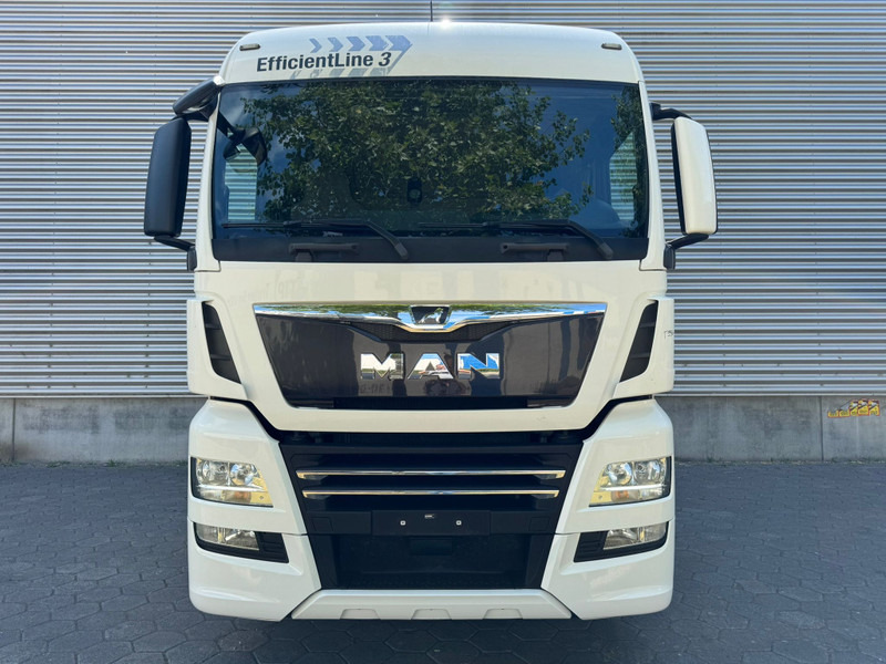 MAN TGX 18.500 XLX / Intarder / Roof Klima / 2 Tanks - 트랙터 유닛 : 사진 4 MAN TGX 18.500 XLX / Intarder / Roof Klima / 2 Tanks - 트랙터 유닛 : 사진 4