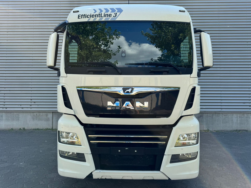 MAN TGX 18.500 XLX / Intarder / Roof Klima / 2 Tanks - 트랙터 유닛 : 사진 4 MAN TGX 18.500 XLX / Intarder / Roof Klima / 2 Tanks - 트랙터 유닛 : 사진 4