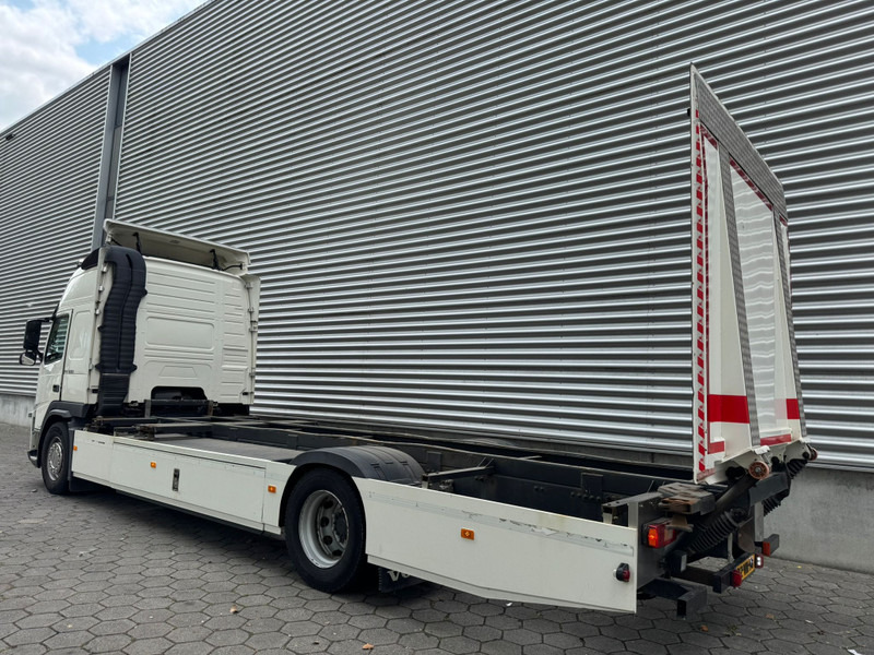 Volvo FM 330 XL EEV / I-Shift / VEB+ / 334.000..KM!! / Tail Lift / NL Truck - 컨테이너 운반 장치/ 스와프 보디 트럭 : 사진 2 Volvo FM 330 XL EEV / I-Shift / VEB+ / 334.000..KM!! / Tail Lift / NL Truck - 컨테이너 운반 장치/ 스와프 보디 트럭 : 사진 2