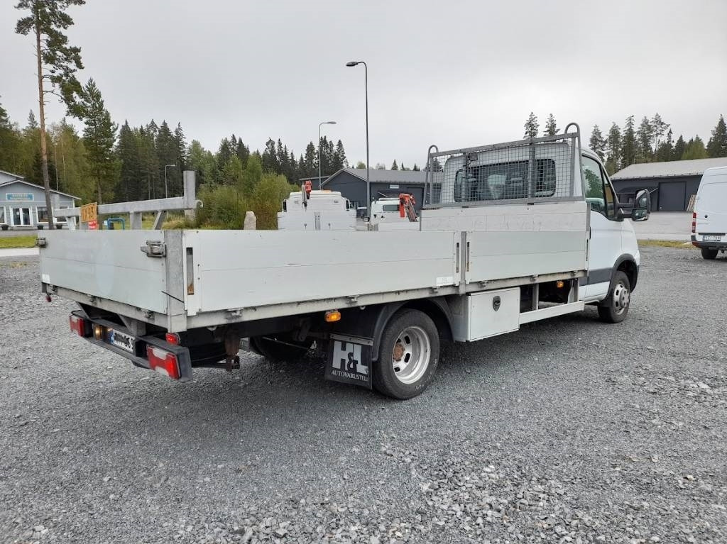 Iveco Daily 40 C18 automat - 플랫베드 밴 : 사진 4 Iveco Daily 40 C18 automat - 플랫베드 밴 : 사진 4