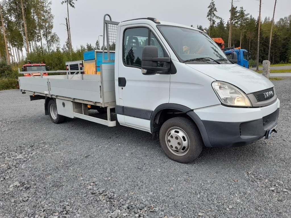 Iveco Daily 40 C18 automat - 플랫베드 밴 : 사진 3 Iveco Daily 40 C18 automat - 플랫베드 밴 : 사진 3