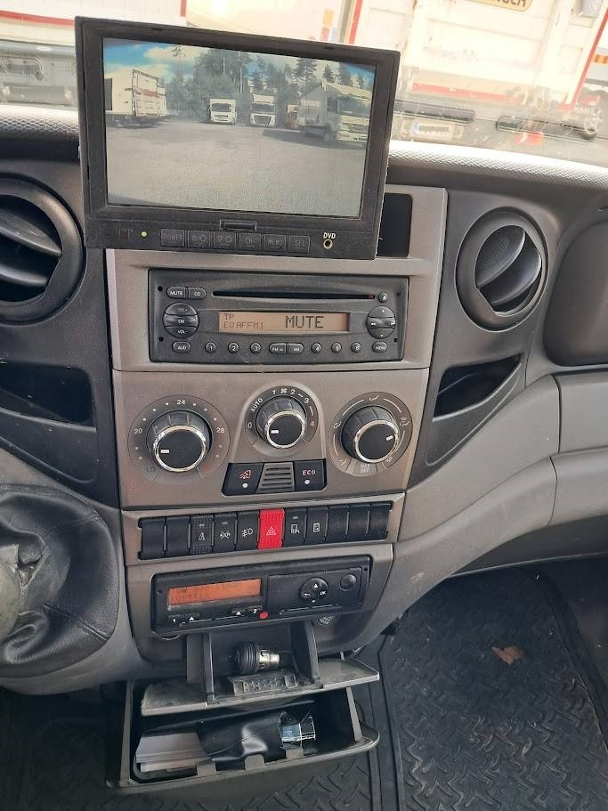 Iveco Daily 70 C17 Doppel 3.0 - 드롭사이드/ 플랫베드 트럭 : 사진 3 Iveco Daily 70 C17 Doppel 3.0 - 드롭사이드/ 플랫베드 트럭 : 사진 3