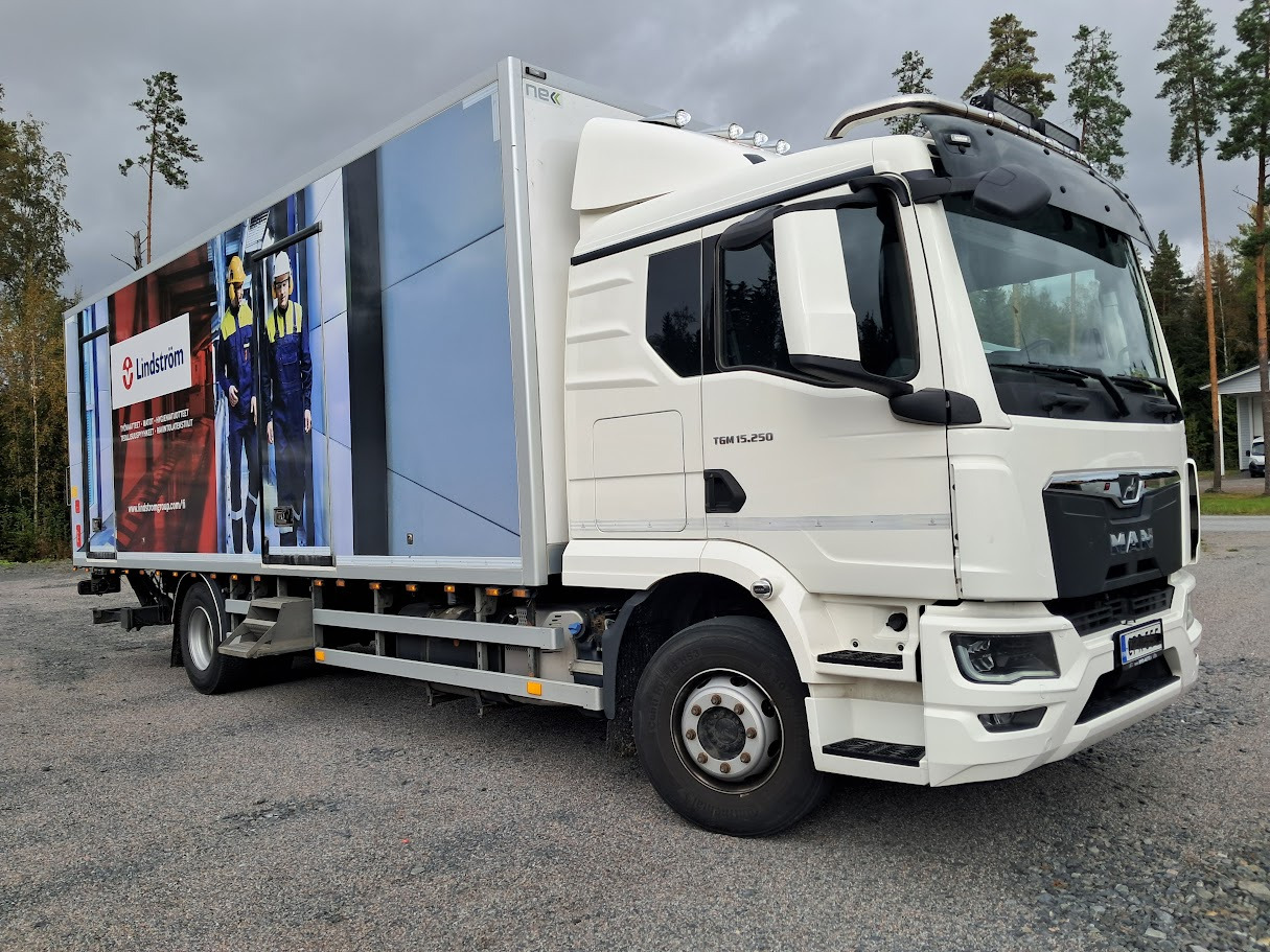 MAN TGM 15.250 - 박스 트럭 : 사진 2 MAN TGM 15.250 - 박스 트럭 : 사진 2