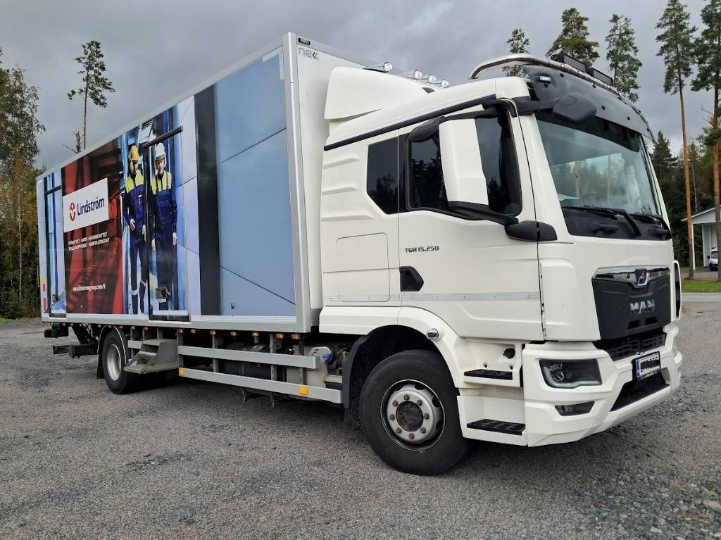 MAN TGM 15.250 - 박스 트럭 : 사진 1 MAN TGM 15.250 - 박스 트럭 : 사진 1