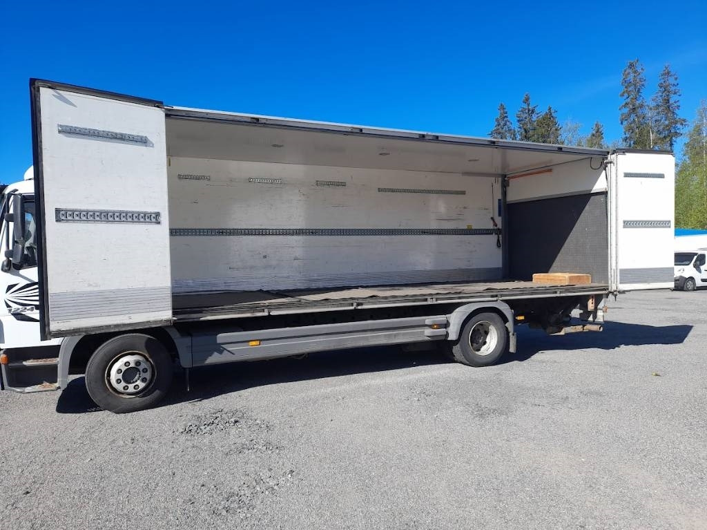 Mercedes-Benz Atego - 박스 트럭 : 사진 1 Mercedes-Benz Atego - 박스 트럭 : 사진 1
