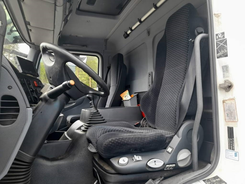 Mercedes-Benz Axor 1829 - 냉동탑차 : 사진 4 Mercedes-Benz Axor 1829 - 냉동탑차 : 사진 4