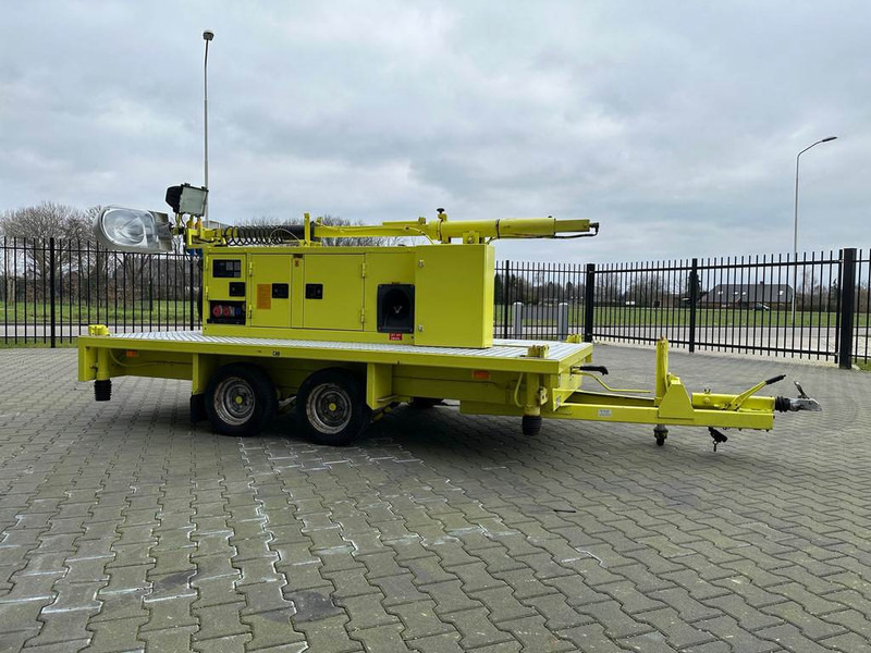 Atlas-Copco Unique generator with light pole on trailer! - 발전기 세트 : 사진 3 Atlas-Copco Unique generator with light pole on trailer! - 발전기 세트 : 사진 3