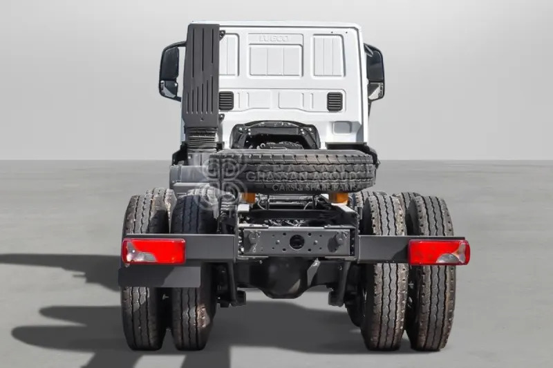 Iveco T-WAY AD380T47H 6x4 R24 Tyres Chassis - Barcelona Stock - 캡 새시 트럭 : 사진 3 Iveco T-WAY AD380T47H 6x4 R24 Tyres Chassis - Barcelona Stock - 캡 새시 트럭 : 사진 3