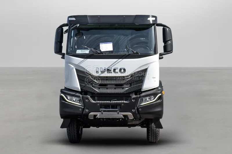 Iveco T-WAY AT380T47H 6x4 R24 Tyres Chassis - Barcelona Stock - 캡 새시 트럭 : 사진 2 Iveco T-WAY AT380T47H 6x4 R24 Tyres Chassis - Barcelona Stock - 캡 새시 트럭 : 사진 2