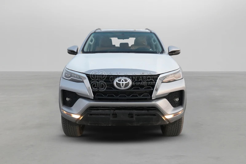 Toyota Fortuner 4x4 - SUV : 사진 2 Toyota Fortuner 4x4 - SUV : 사진 2