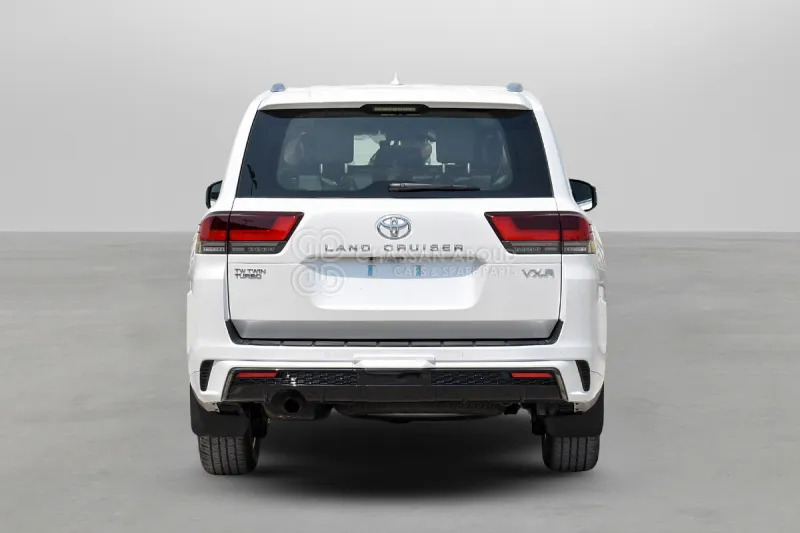 Toyota Land Cruiser 300 - SUV : 사진 5 Toyota Land Cruiser 300 - SUV : 사진 5