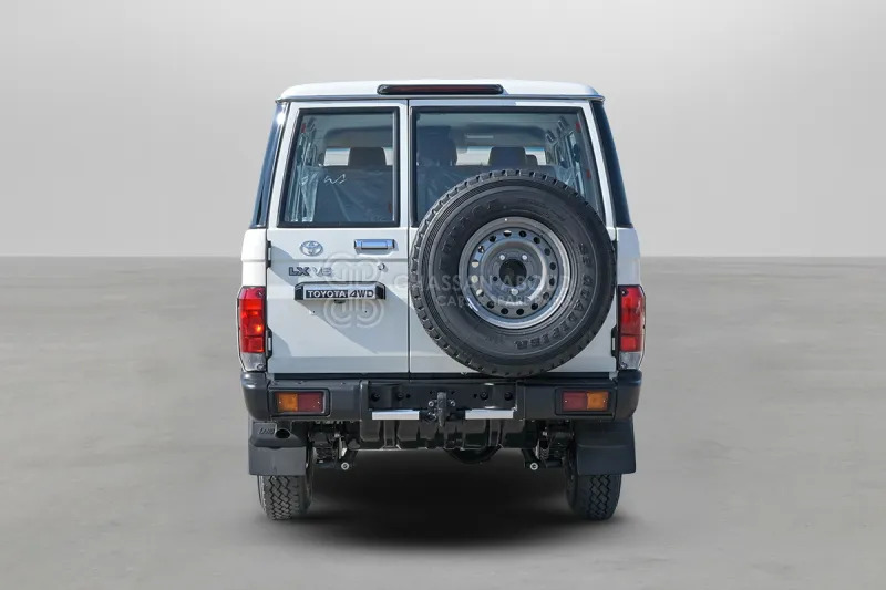 Toyota Land Cruiser HardTop LC76 4X4 - 차량 : 사진 5 Toyota Land Cruiser HardTop LC76 4X4 - 차량 : 사진 5
