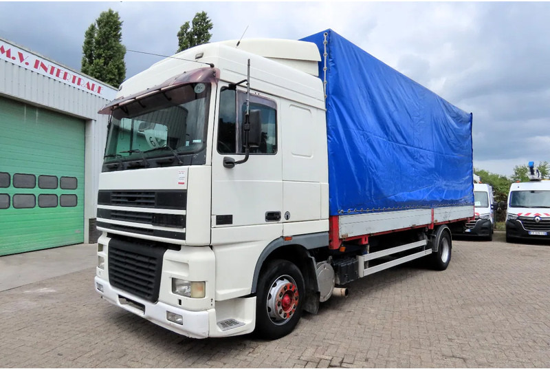 DAF XF 95.430 Manual diesel injection! Manual gearbox! - 커튼사이더 트럭 : 사진 2 DAF XF 95.430 Manual diesel injection! Manual gearbox! - 커튼사이더 트럭 : 사진 2