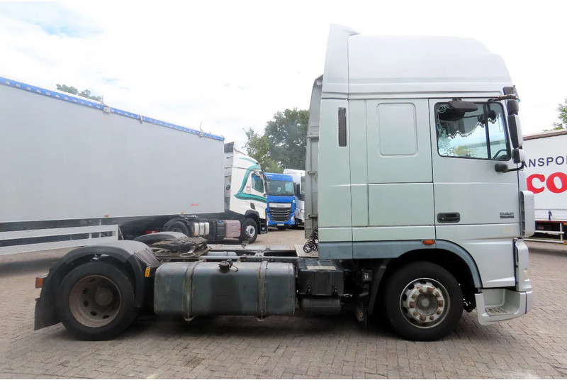 DAF XF 95.480 EURO 4 ! Royal Truck! Manual gearbox - 트랙터 유닛 : 사진 4 DAF XF 95.480 EURO 4 ! Royal Truck! Manual gearbox - 트랙터 유닛 : 사진 4