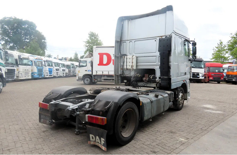 DAF XF 95.480 EURO 4 ! Royal Truck! Manual gearbox - 트랙터 유닛 : 사진 5 DAF XF 95.480 EURO 4 ! Royal Truck! Manual gearbox - 트랙터 유닛 : 사진 5