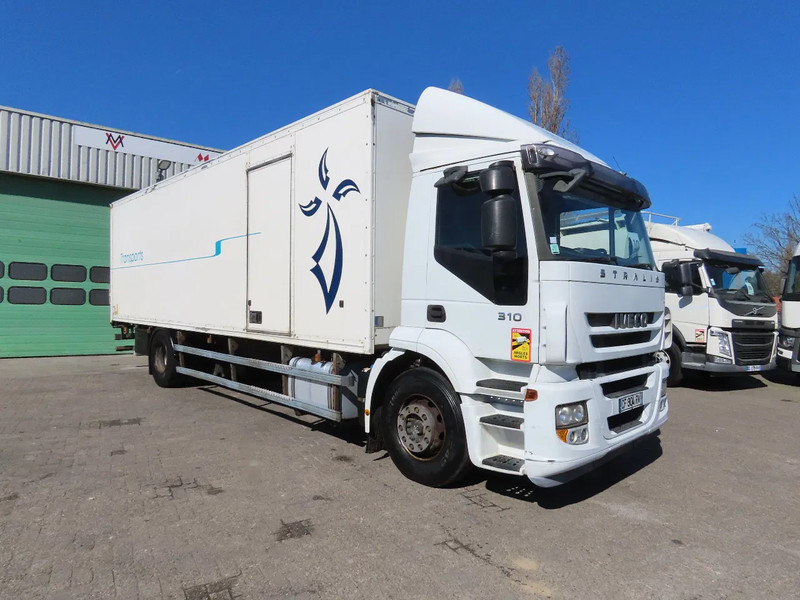 Iveco Stralis 310 8 meter box! Retarder, Great condition! - 박스 트럭 : 사진 2 Iveco Stralis 310 8 meter box! Retarder, Great condition! - 박스 트럭 : 사진 2