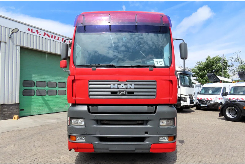 MAN TGA 18.410 Manual gearbox, Manual pomp, PTO, HYDRAULIC - 트랙터 유닛 : 사진 2 MAN TGA 18.410 Manual gearbox, Manual pomp, PTO, HYDRAULIC - 트랙터 유닛 : 사진 2