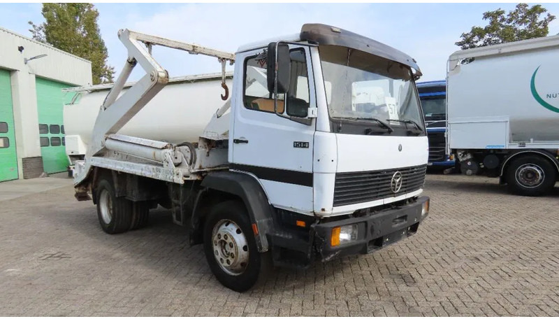 Mercedes-Benz 1514 Manual diesel pomp. Very clean - 케이블 시스템 트럭 : 사진 3 Mercedes-Benz 1514 Manual diesel pomp. Very clean - 케이블 시스템 트럭 : 사진 3
