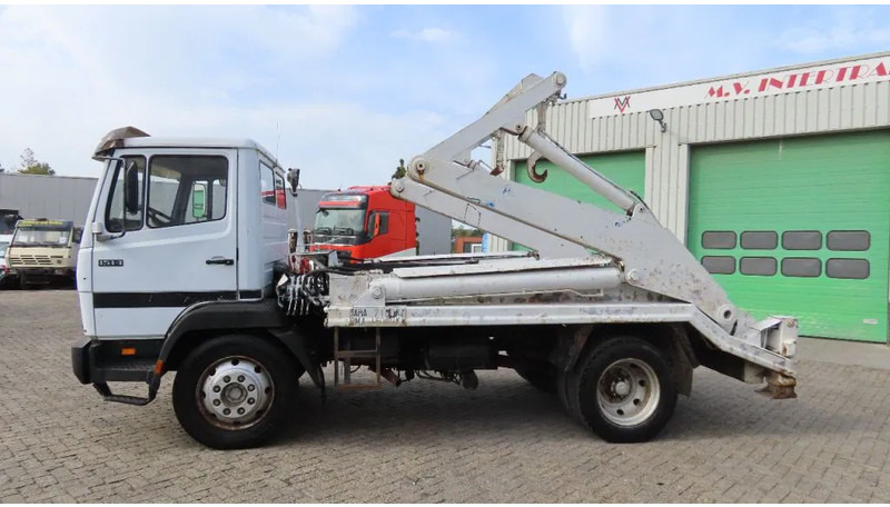 Mercedes-Benz 1514 Manual diesel pomp. Very clean - 케이블 시스템 트럭 : 사진 4 Mercedes-Benz 1514 Manual diesel pomp. Very clean - 케이블 시스템 트럭 : 사진 4