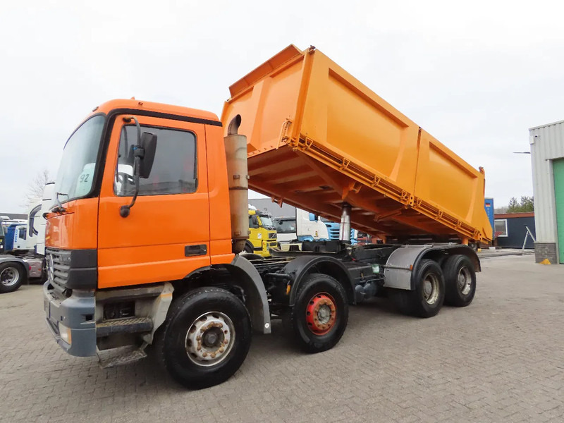 Mercedes-Benz Actros 3240 Manual, steel dumper! Great condition! - 덤프트럭 : 사진 2 Mercedes-Benz Actros 3240 Manual, steel dumper! Great condition! - 덤프트럭 : 사진 2