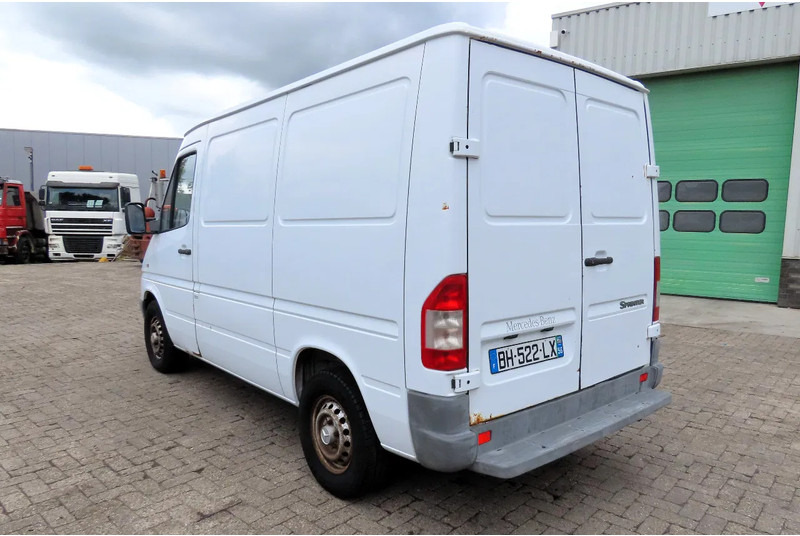 Mercedes-Benz Sprinter 208 3 seats. Very good bus! 100% engine and gearbox! France use - 패널 밴 : 사진 5 Mercedes-Benz Sprinter 208 3 seats. Very good bus! 100% engine and gearbox! France use - 패널 밴 : 사진 5