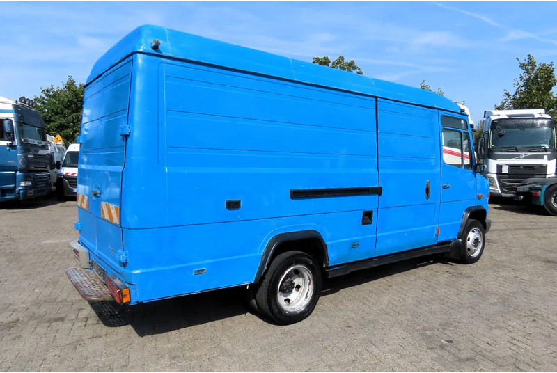 Mercedes-Benz Vario 812D - 패널 밴 : 사진 5 Mercedes-Benz Vario 812D - 패널 밴 : 사진 5
